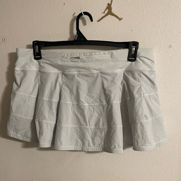 Lululemon Pace Rival Skirt (Regular) *4-way Stretch 13" - Picture 7 of 7
